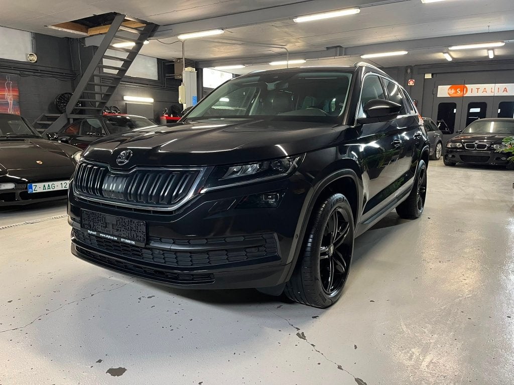 SKODA KODIAQ **7PL** BOITE AUTO** 12 MOIS DE GARANTIE, Auto's, Skoda, Automaat, Dealer onderhouden, Leder, Bedrijf