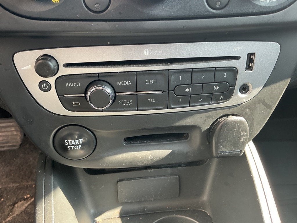 RADIO Renault Megane III Berline (BZ) (|281158115R|), Auto-onderdelen, Gebruikt, Renault, Peter-Huppertz-Straße 5
51063  Köln, DE