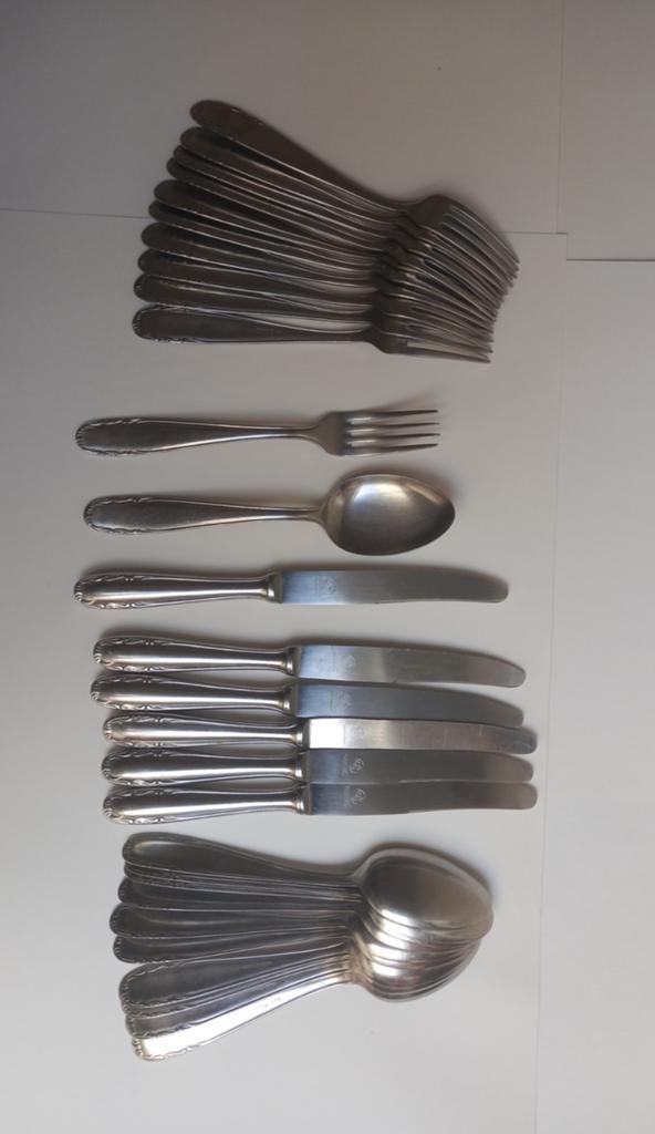 Lot de couverts vintage allemands Nölle - Roneusil, Maison & Meubles, Cuisine | Casseroles & Poêles, Enlèvement