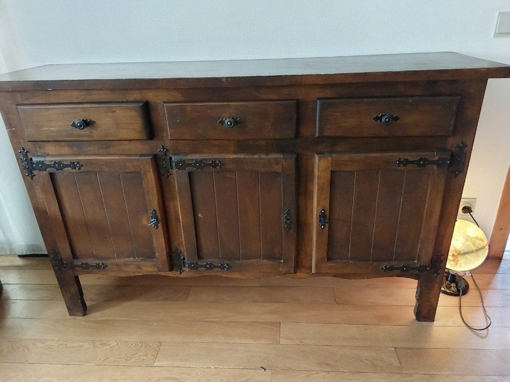 buffet, avec 3 portes et 3 compartiments,, Enlèvement, Comme neuf