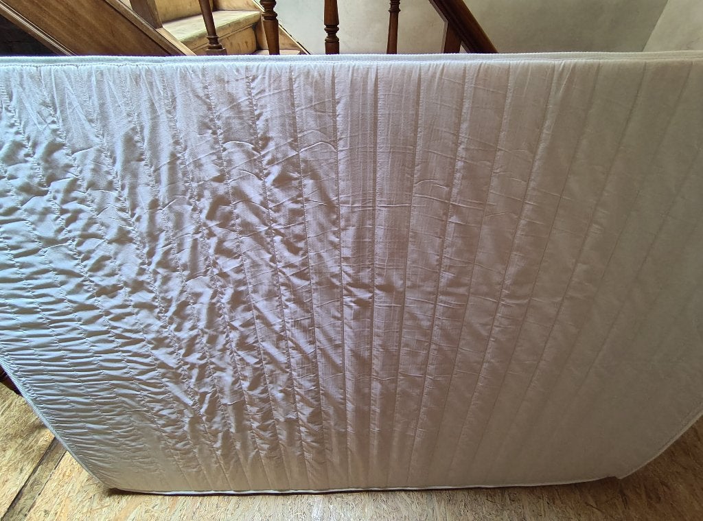 Matras - Zo goed als nieuw, Huis en Inrichting, Ophalen, 140 cm, Zo goed als nieuw, Twijfelaar