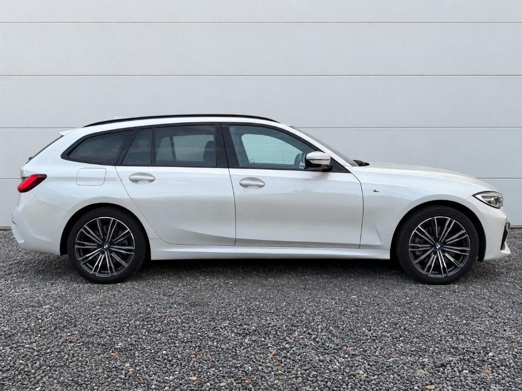 BMW 320 e PHEV * M-PACK * PANO * CAMERA * FULL HISTORIEK, Auto's, Automaat, Dealer onderhouden, 4 cilinders, https://public.car-pass.be/vhr/81757dcf-509c-4cae-8517-7c17927a6360