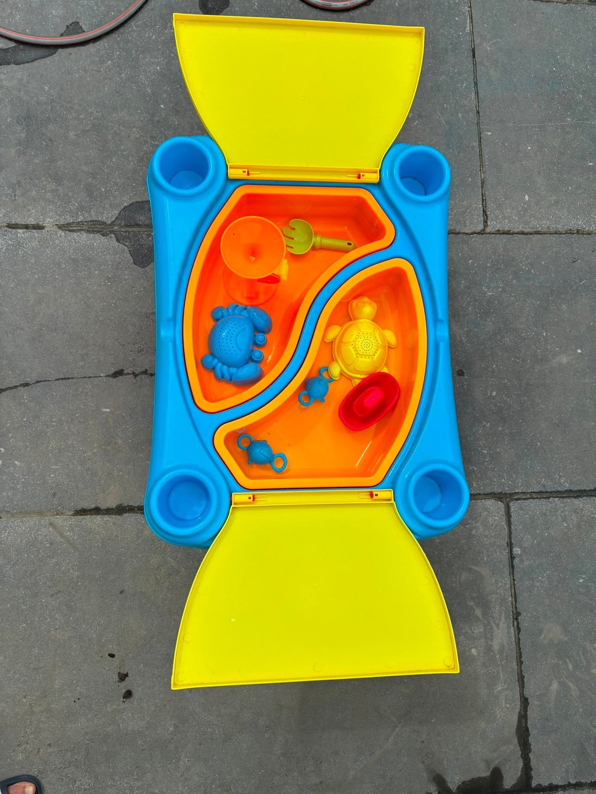 Watertafel, Ophalen, Zo goed als nieuw