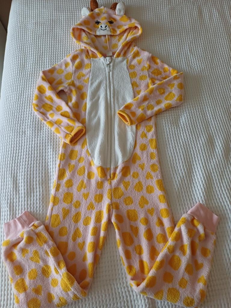 Onesie hema 134-140 giraf, Ophalen, Nacht- of Onderkleding, Meisje, Zo goed als nieuw