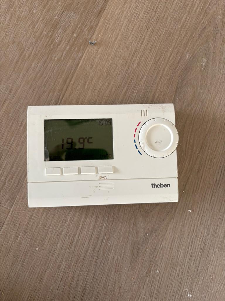 Theben thermostaat , zo goed als nieuw, Bricolage & Construction, Thermostats, Enlèvement, Comme neuf
