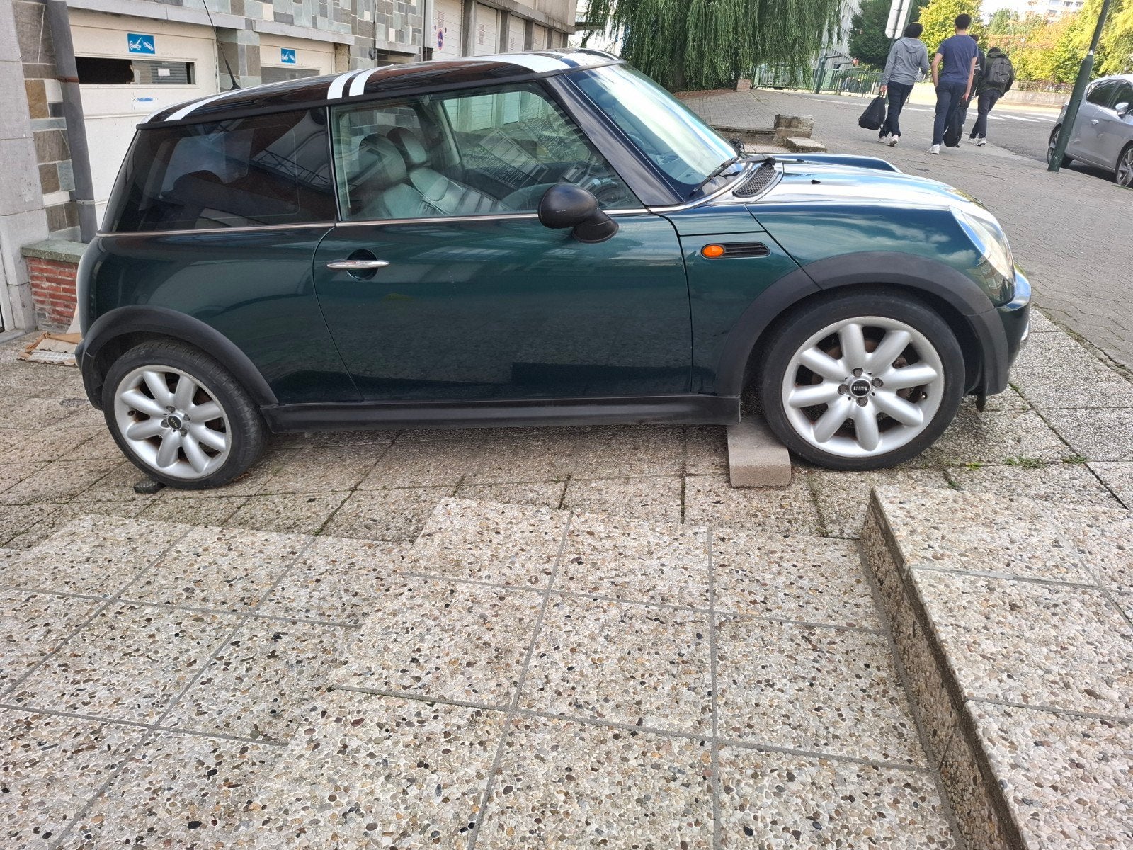 Mini cooper r50 1.6i 115ch.  1850€ ou échange, Autos, Achat, Particulier, Cooper, Essence