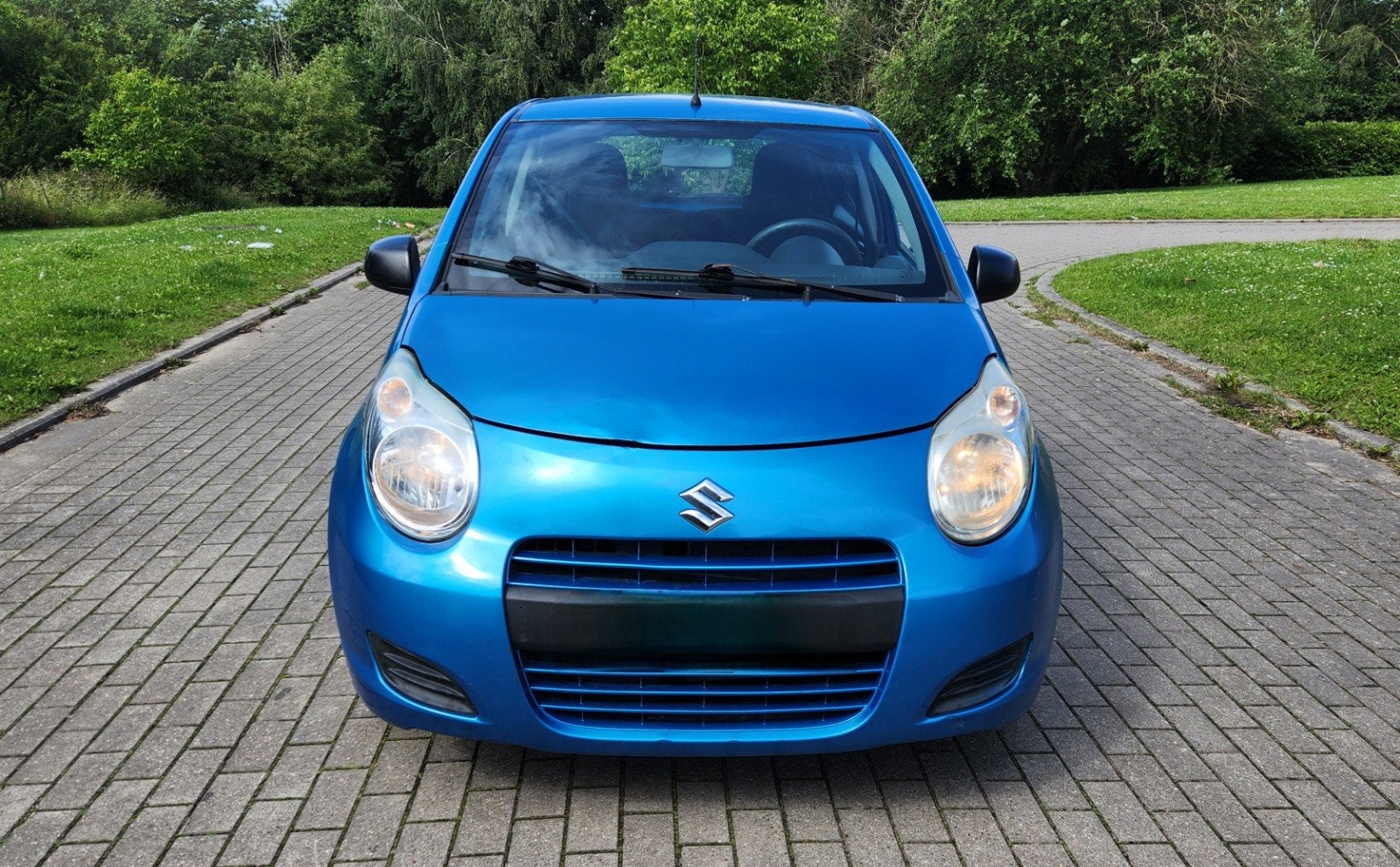 Suzuki alto 

- Annee 2011euro 5
-1000 essence
-50 kw, Autos, Achat, Particulier, Essence, Alto