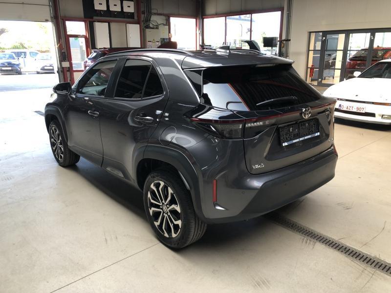 Toyota Yaris Cross Dynamic Plus, Argent ou Gris, Achat, Euro 6, Entreprise