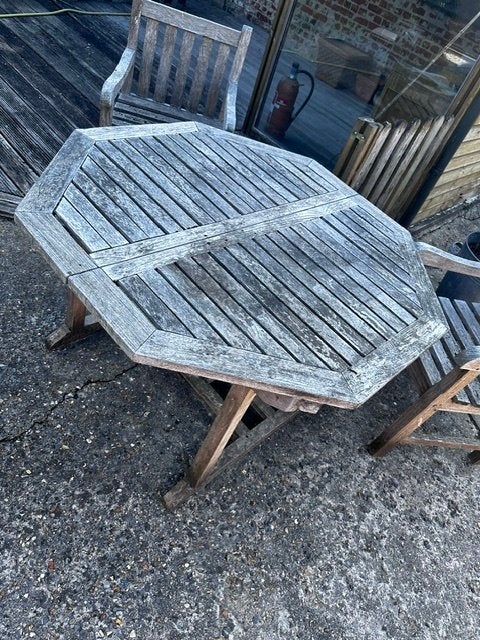 tuintafel met twee stoelen in hout, Jardin & Terrasse, Tables de jardin, Enlèvement, Utilisé, Bois