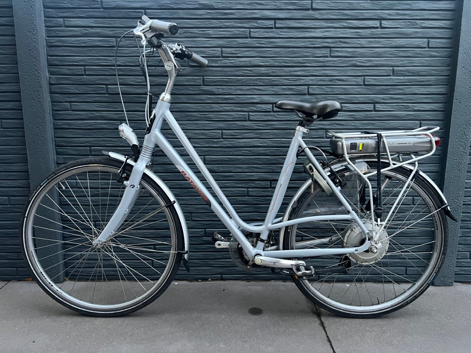 Vélo électrique Batavus en très bon état, Vélos & Vélomoteurs, Enlèvement, Comme neuf, Batavus