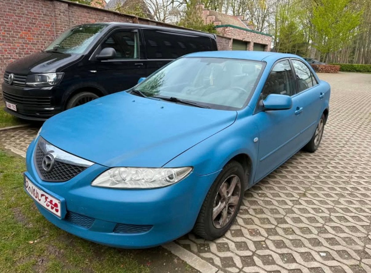 Matblauwe Mazda 6 uit 2003, Auto's, Mazda, Stof, 6 sportbreak, Handgeschakeld, Particulier
