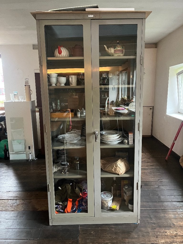 Set van 2 industriële Mewaf vitrinekasten, Huis en Inrichting, Ophalen, 50 tot 100 cm, Metaal, 25 tot 50 cm