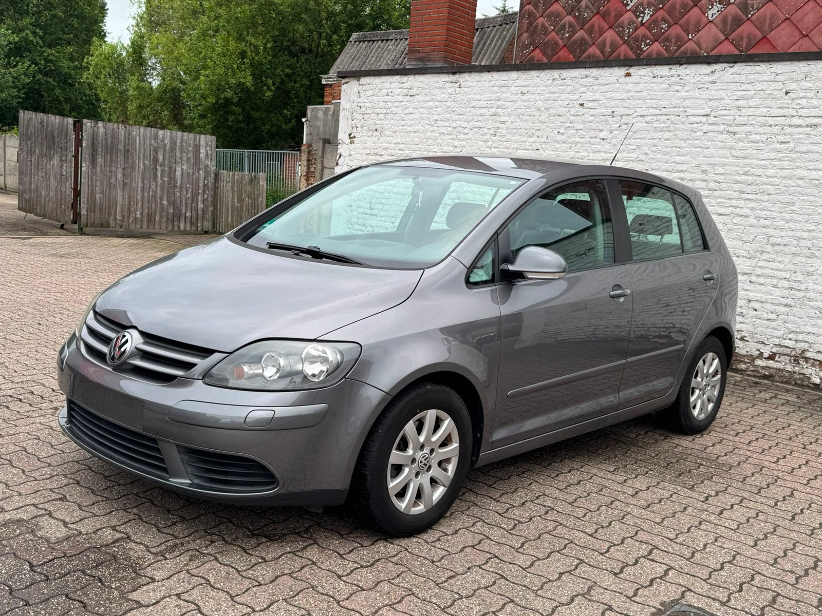 VOLKSWAGEN GOLF PLUS / AUTOMAAT! / CARPLAY! / GEKEURD VVK!, Auto's, Zwart, 1600 cc, 5 zetels, 5 deurs