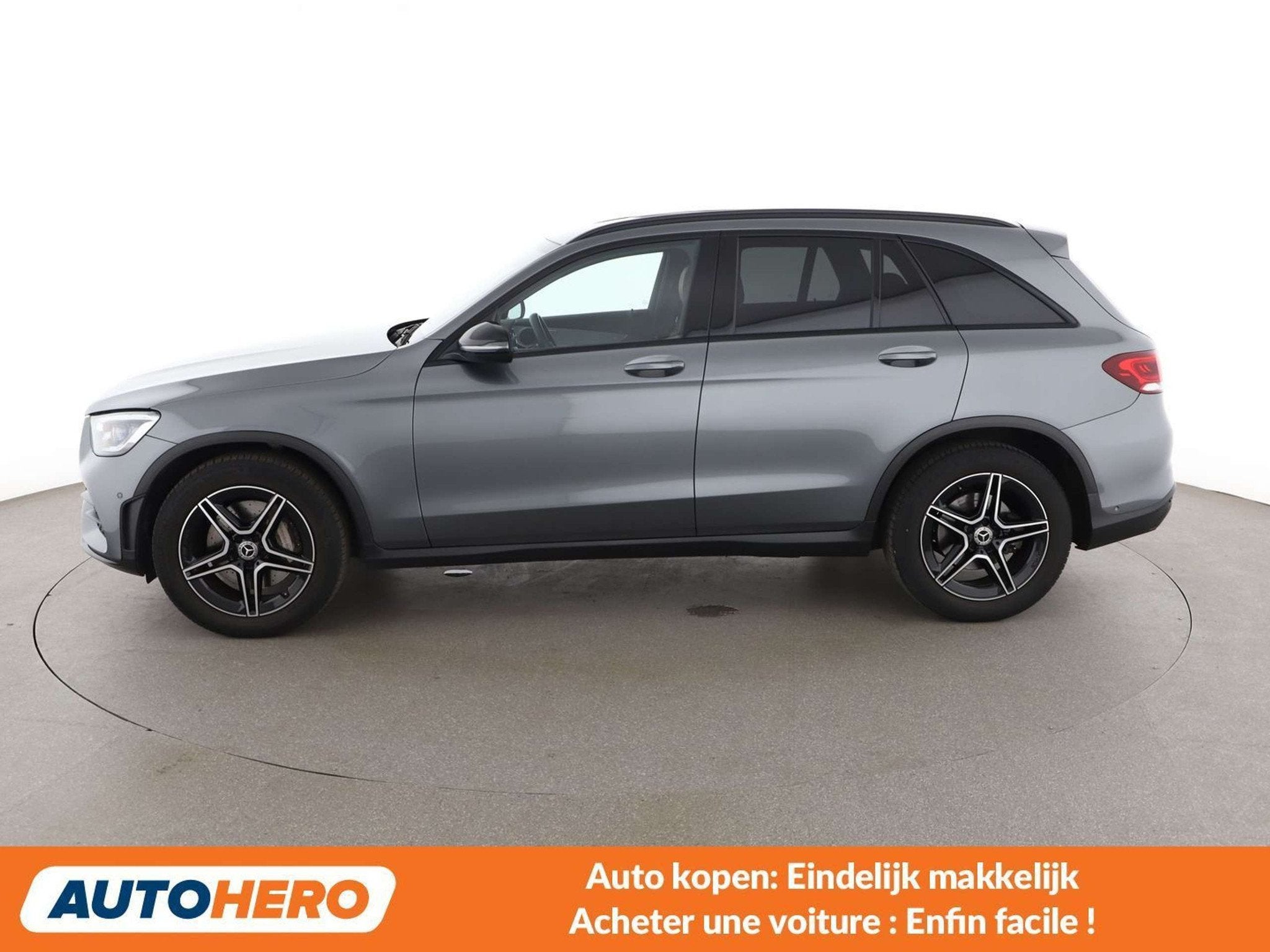 Mercedes-Benz GLC 200 GLC 200 Mild-Hybrid AMG Line, Autos, Cuir, Argent ou Gris, Achat, 5 places