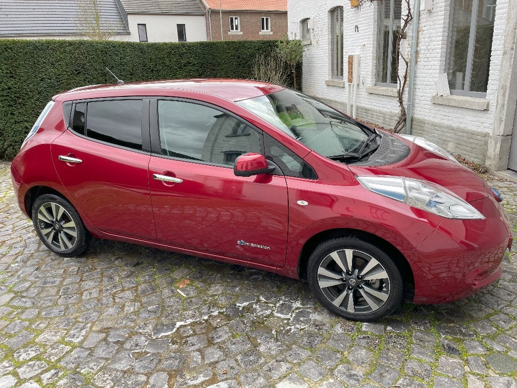 Nissan Leaf Tekna 24kw, Autos, Nissan, Euro 6, Carnet d'entretien, Noir, 5 portes