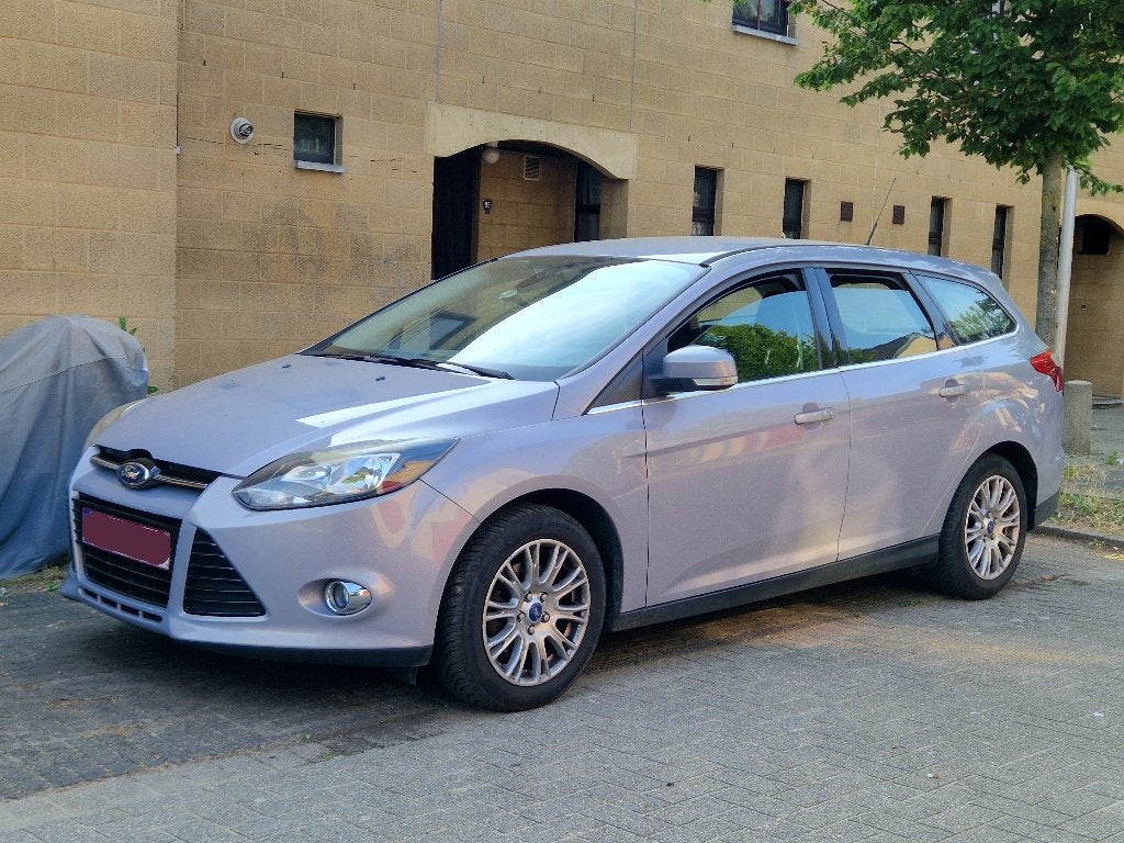 Ford Focus MK3. 2011bj., Auto's, Ford, Euro 5, Stof, 4 cilinders, Navigatiesysteem