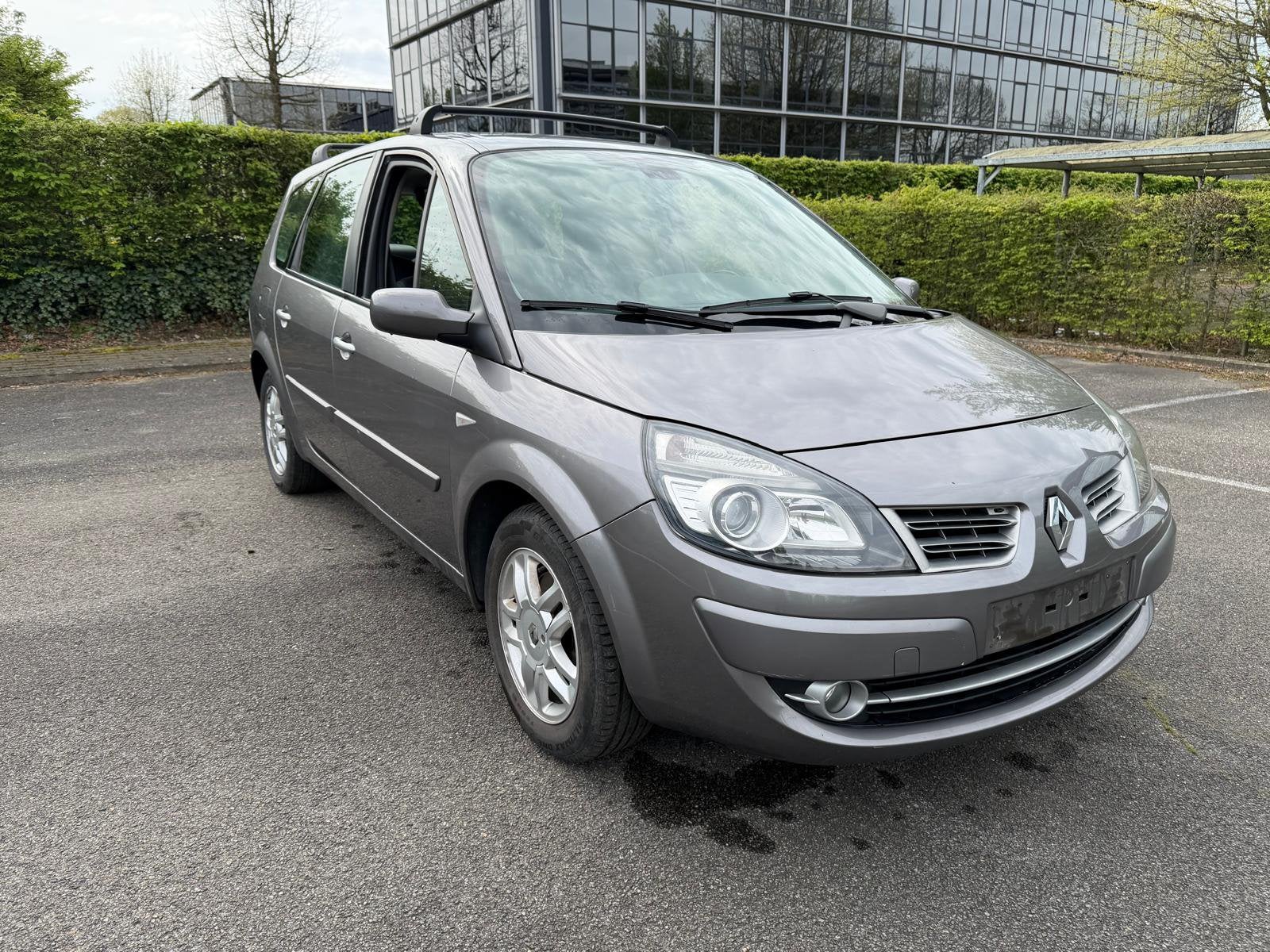 Renault Mégane Scénic / 1.5 Diesel / Bj 2009 / 130.000 km, Particulier, Onderhoudsboekje, Te koop, Trekhaak