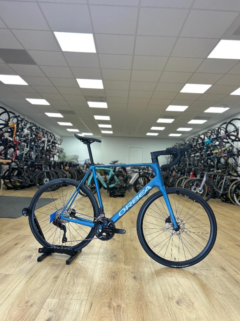 0km Showroom Model Orbea Orca M30i Di2 Carbon Racefiets, Enlèvement ou Envoi, Neuf