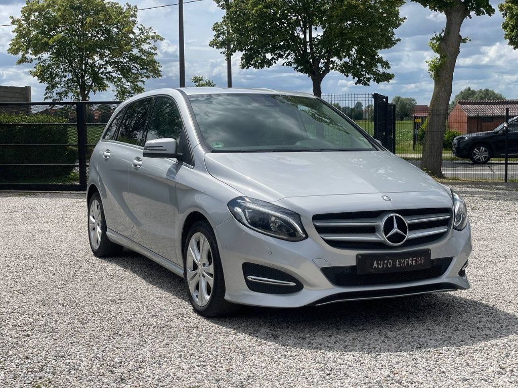 Mercedes B200/Benzine/Automaat/Navi/Camera/Eur6b//Garantie**, Auto's, Automaat, Parkeersensor, Monovolume, 4 cilinders