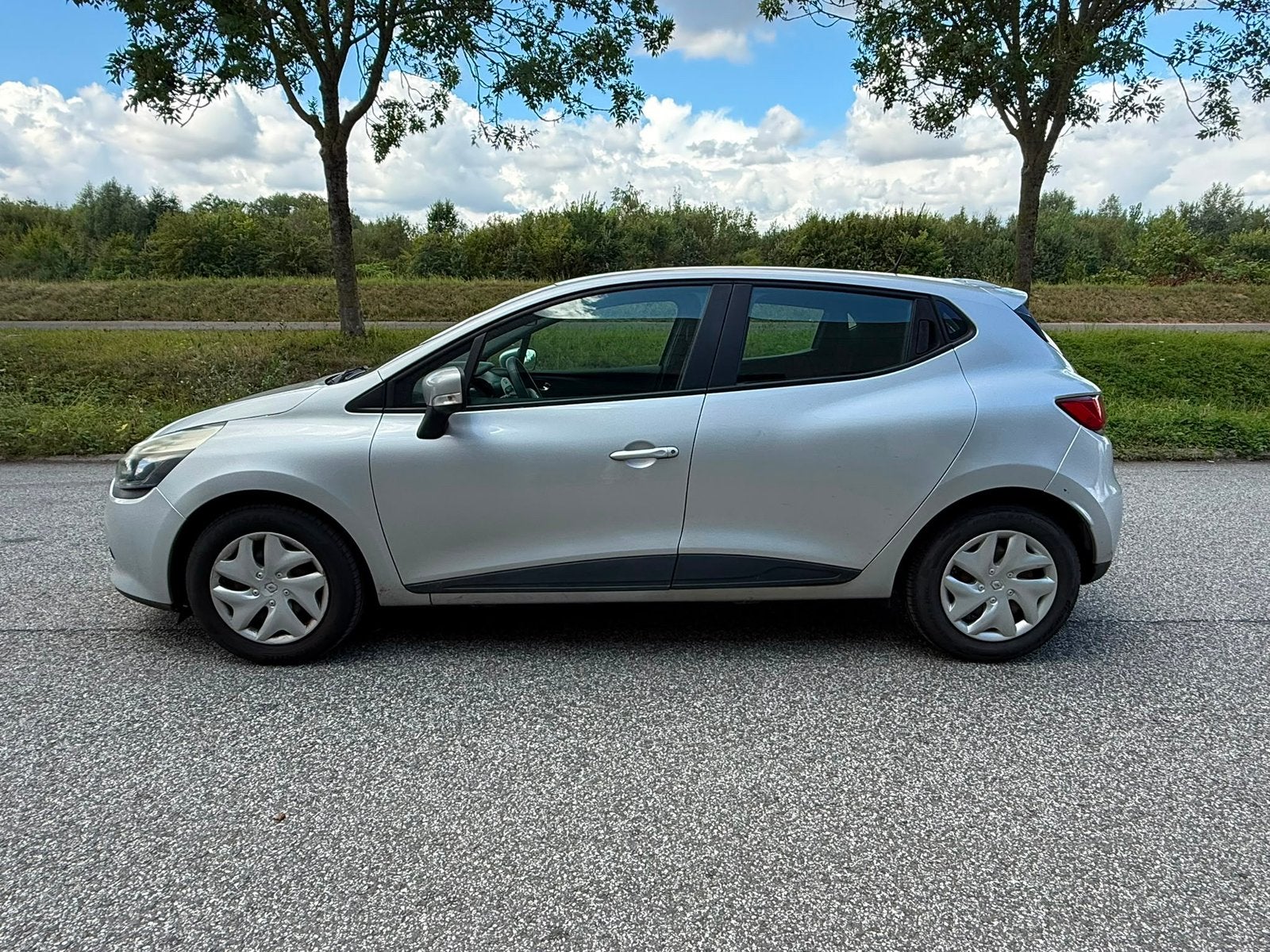Renault clio 1.2 essence 92000 km 09/2013, Achat, 5 portes, Electronic Stability Program (ESP), Particulier