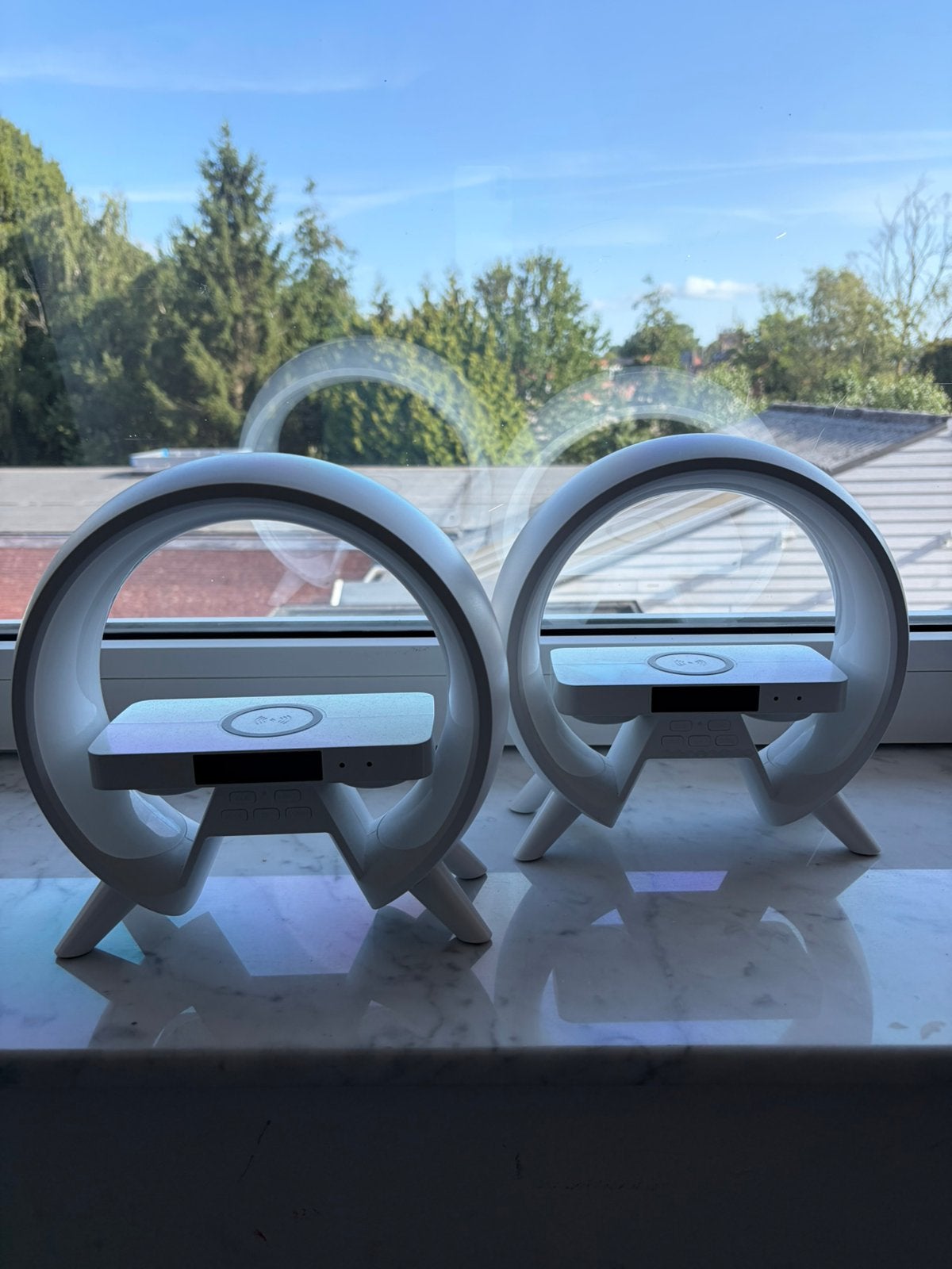 Draadloze oplader met wekker en LED-lamp, Ophalen