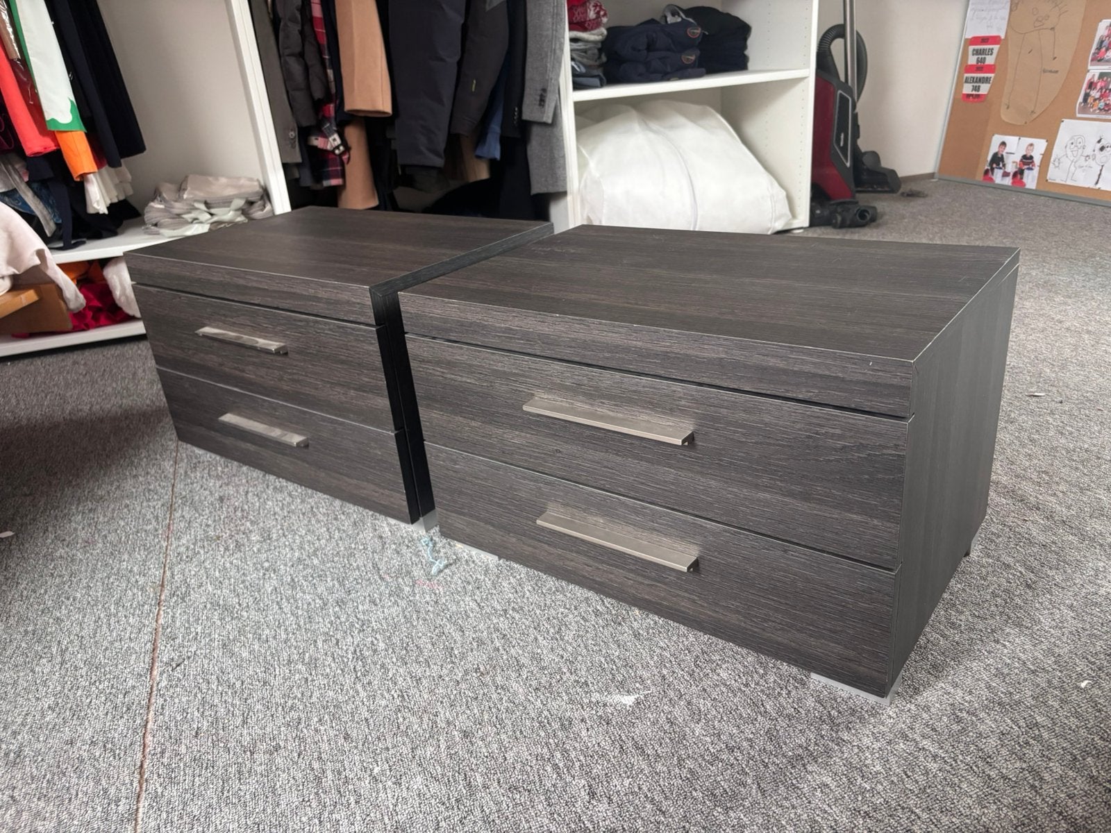 2 Tables de nuit bon etat general, Moins de 55 cm, Moins de 45 cm, Enlèvement, Utilisé