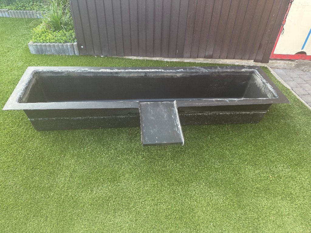 Planten bak In polyester met waterval, Tuin en Terras, Vijver-toebehoren, Ophalen, Zo goed als nieuw