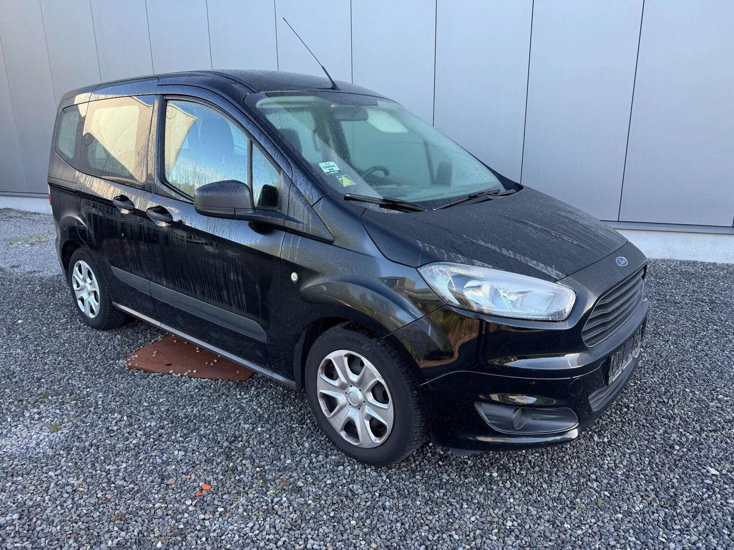 Ford Tourneo Courier Tourneo Courier 1.0 EcoBoost Trend/Expo, Auto's, Ford, Stof, Gebruikt, Zwart, 5 deurs