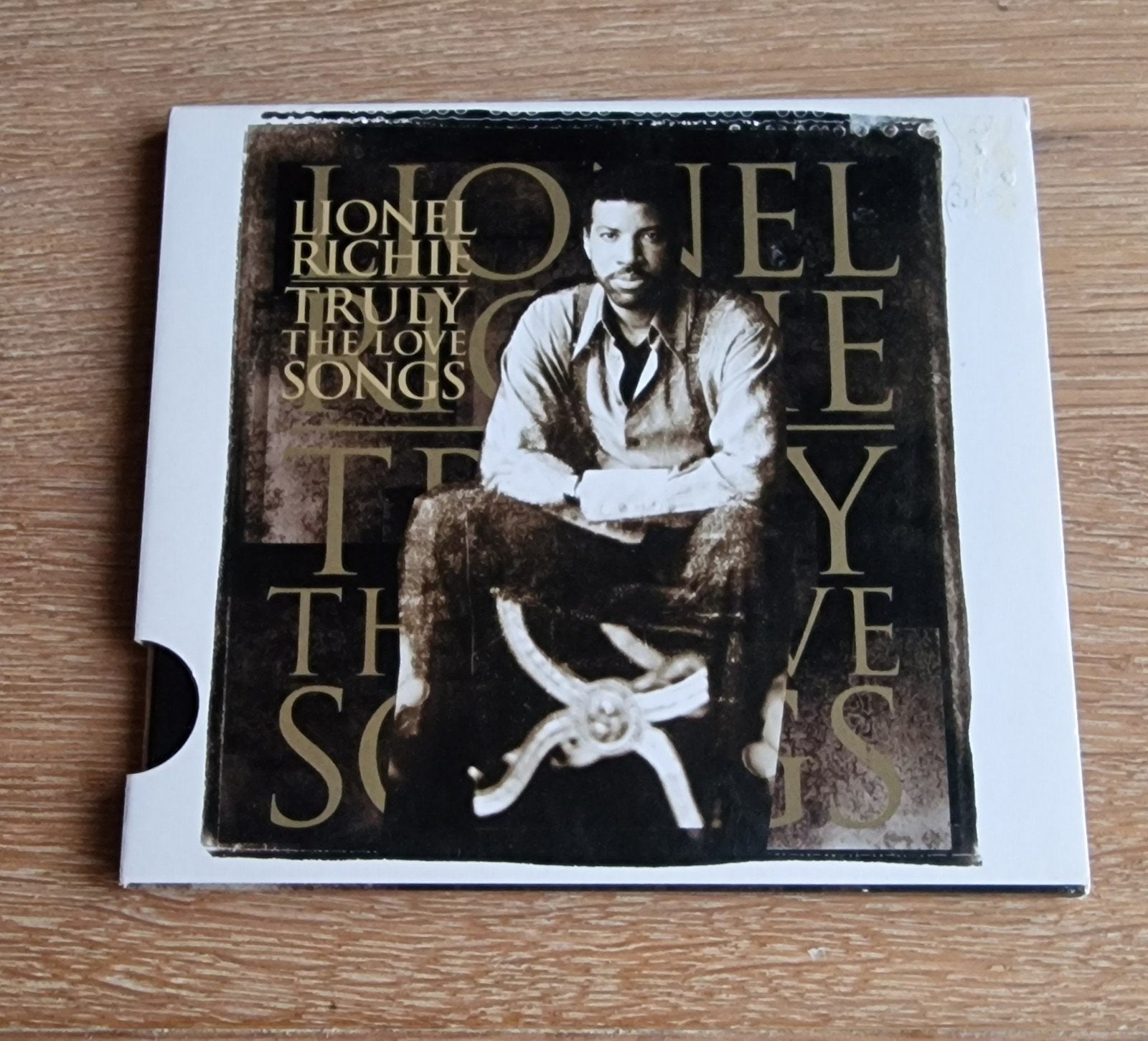 LIONEL RICHIE Truly - Les chansons d'amour, Enlèvement ou Envoi