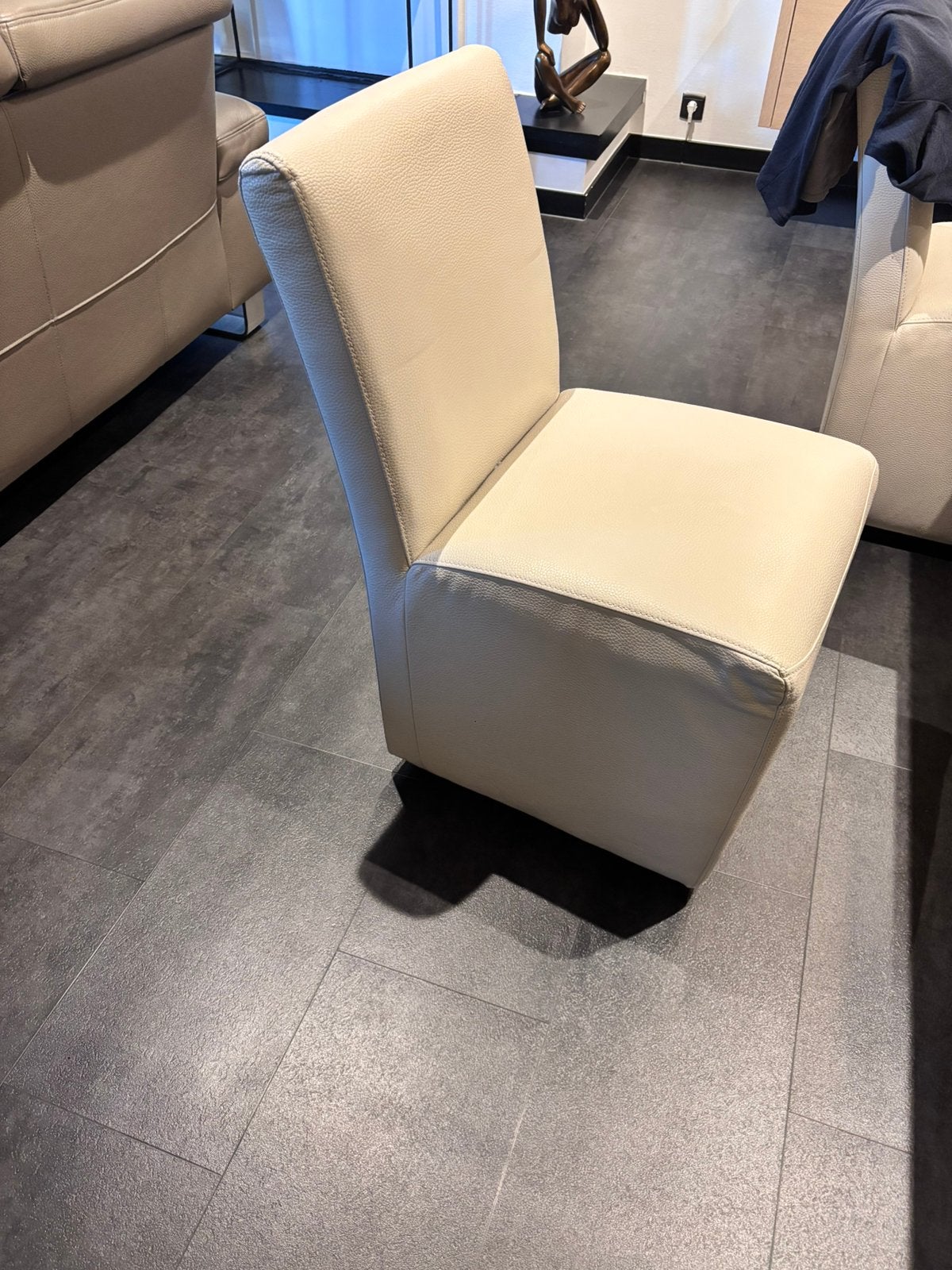 8 Eetkamerstoelen Recor home, Huis en Inrichting, Ophalen, Gebruikt, Wit, Leer