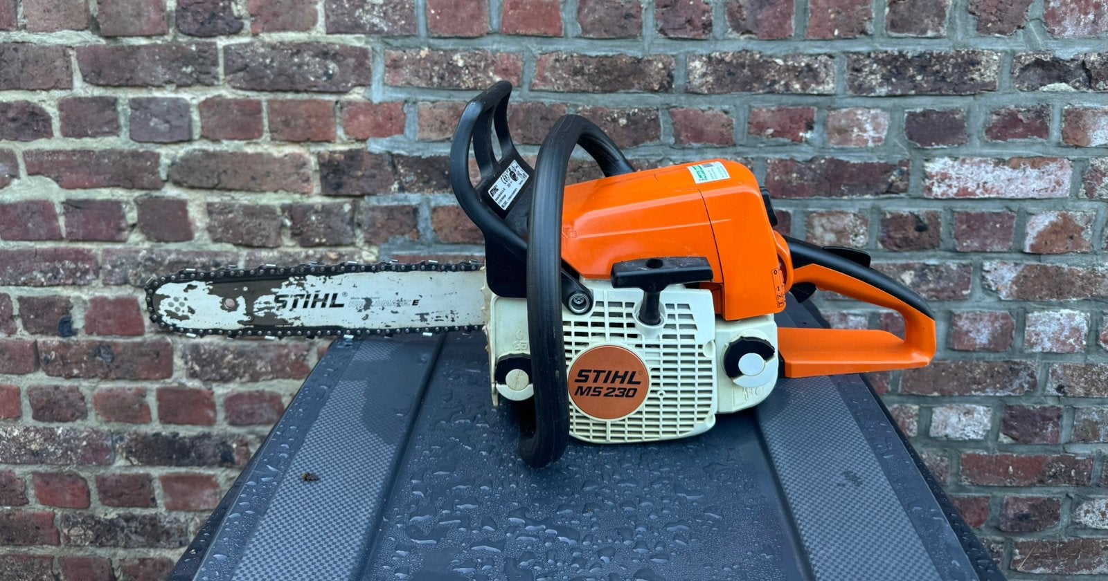 Stihl MS 230 kettingzaag, Enlèvement, Utilisé