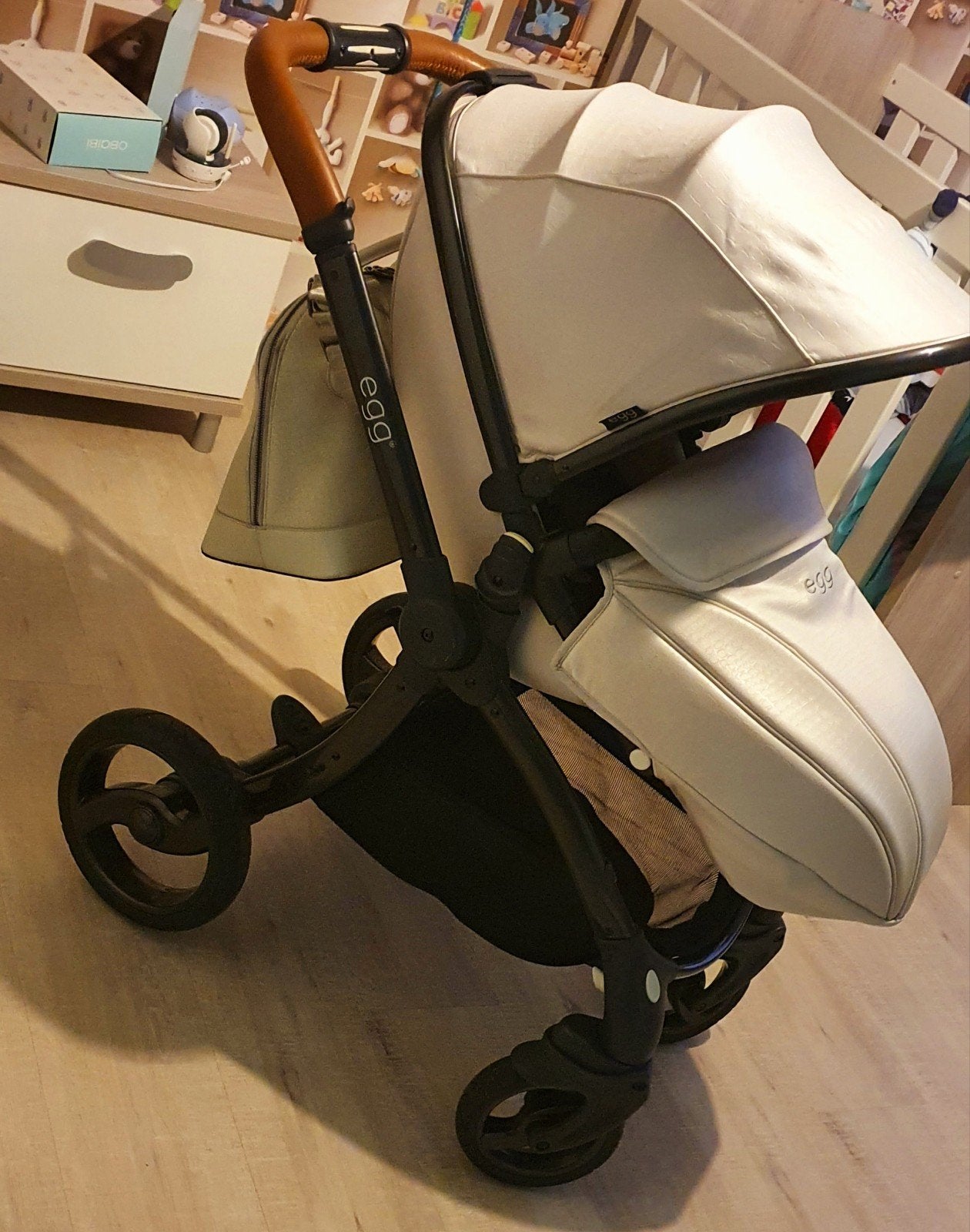 poussette Egg Jurassic cream, Autres marques, Comme neuf, Enlèvement, Poussette