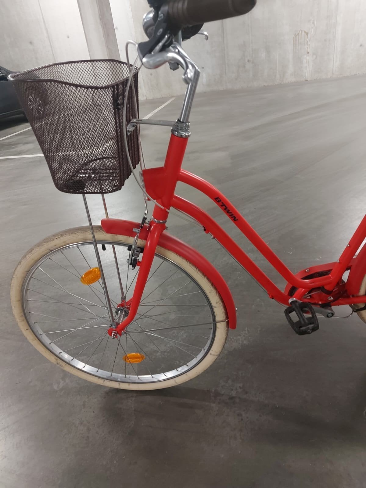 fiets 28 inch zo goed als nieuw, Fietsen en Brommers, Ophalen of Verzenden, Mandje