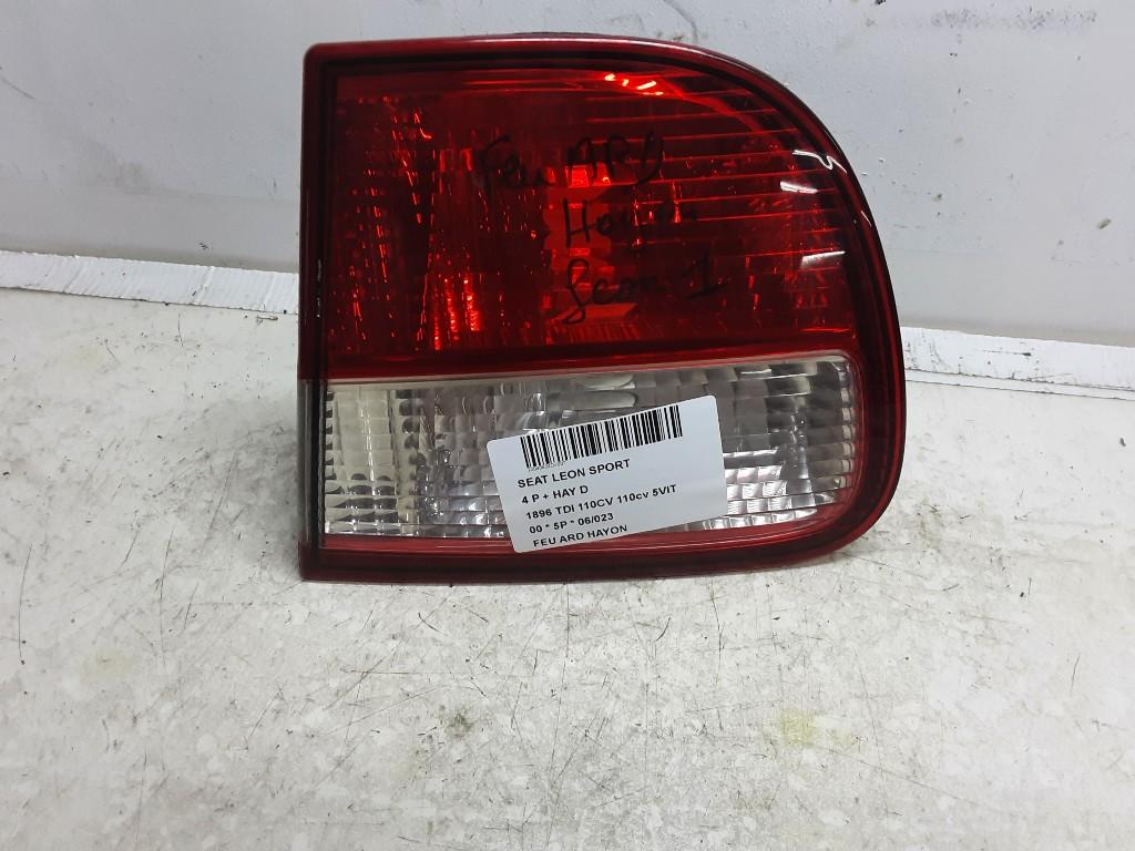 ACHTERLICHT RECHTS ACHTERKLEP Seat Leon (1M1), Gebruikt, Mevr. I. Hauben, Rue de l'Espoir 34 34
4030  GRIVEGNÉE, BE, Info@Collignon.be
