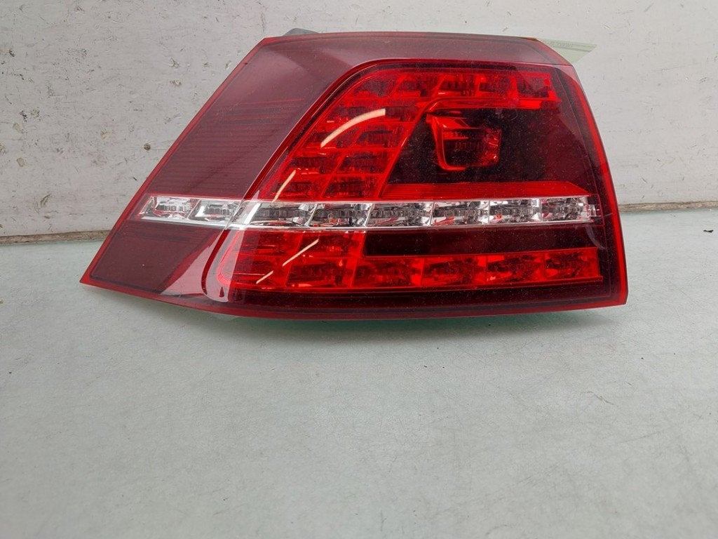 FEU ARRIÈRE GAUCHE Volkswagen Golf VII (AUA) (|5G0945207|), Volkswagen, Volkswagen AG, Utilisé, Kundenbetreuung@volkswagen.de