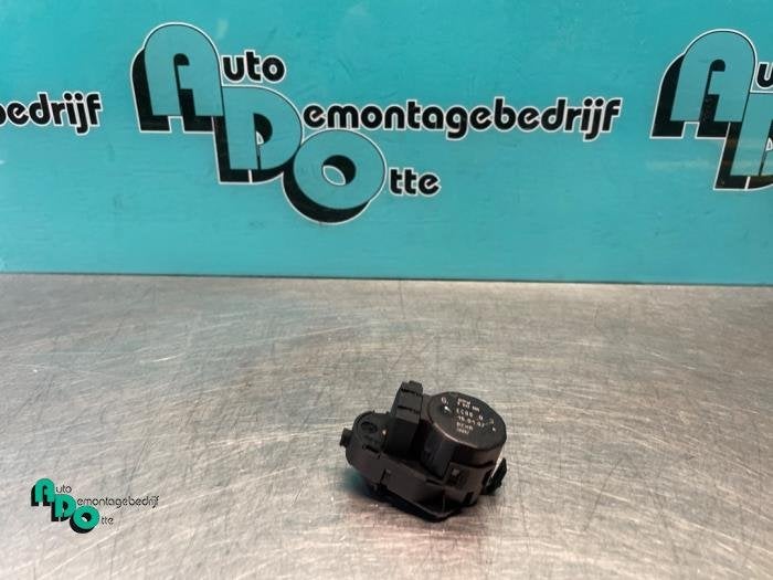 Clapet chauffage moteur d'un BMW 5-Serie (5-Serie 02-), -, 3 mois de garantie, Utilisé, -