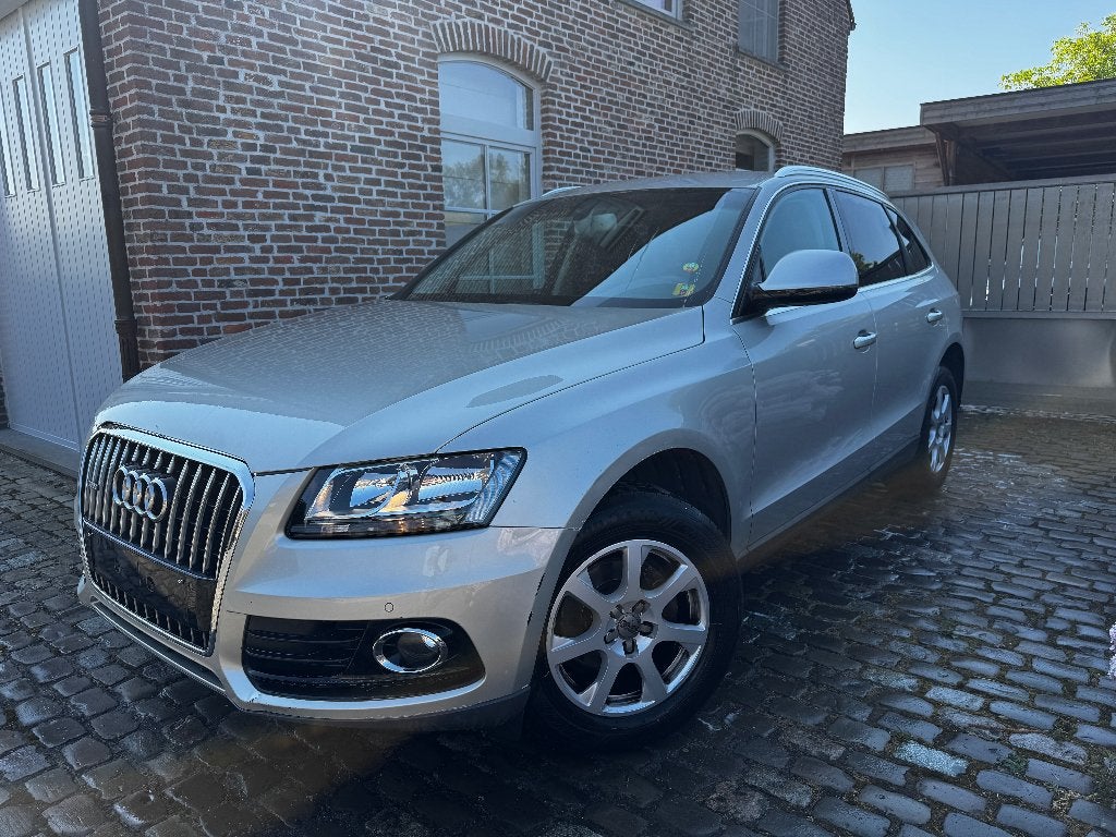 Audi Q5 2.0TFSI Quattro benzine automaat, Auto's, Automaat, Stof, 4 cilinders, Bedrijf