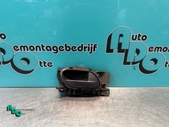 Poignée portière arrière camionnette d'un Citroen Jumpy (, -, 3 mois de garantie, Utilisé, -