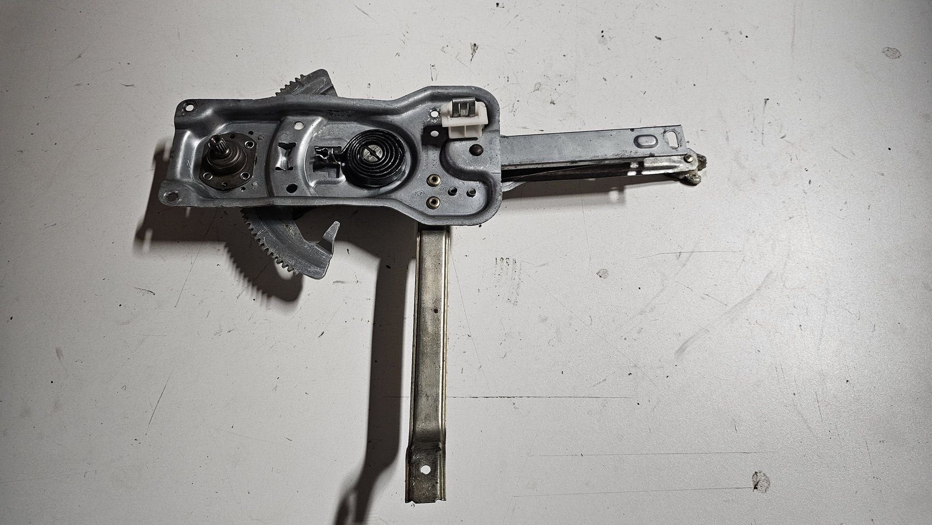 Raammechaniek rechtsachter hand BMW 5-serie E34 51341944064, -, Utilisé, -, Enlèvement ou Envoi
