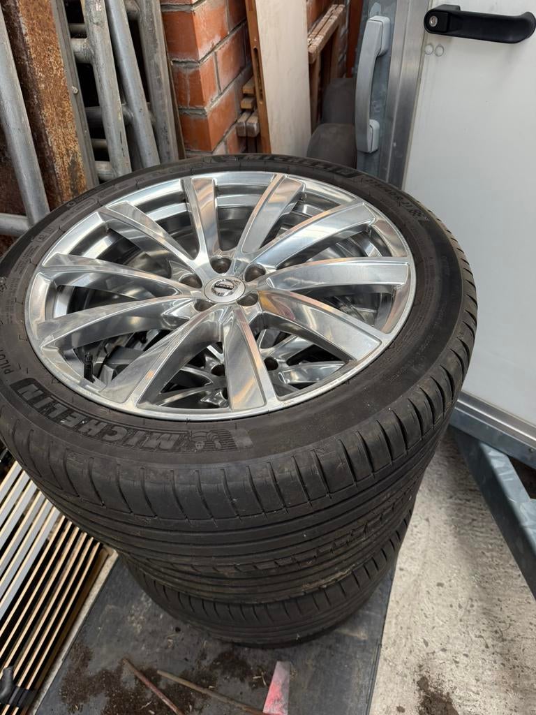 Volvo xc90 velgen 21 inch met pilot sport, Ophalen, 21 inch, Velg(en)