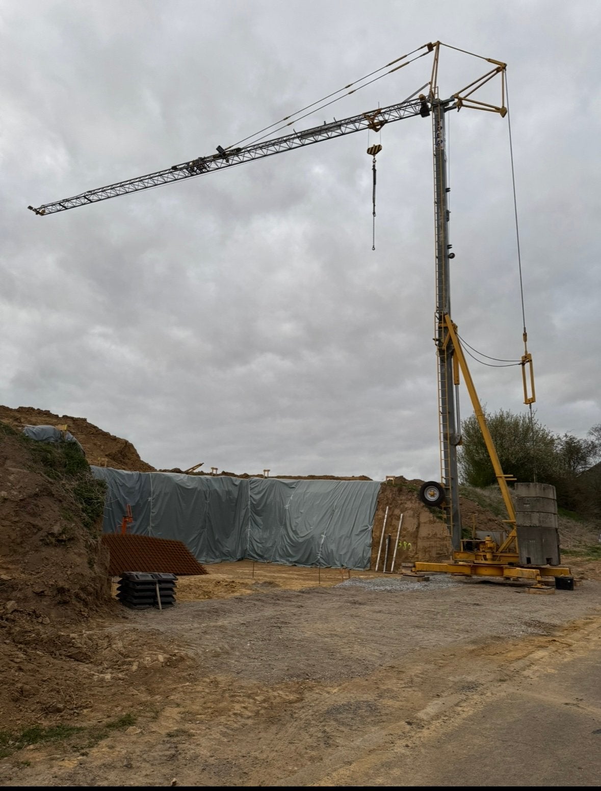 Grue Tour 24 m FM 724, Articles professionnels, Enlèvement, Grue