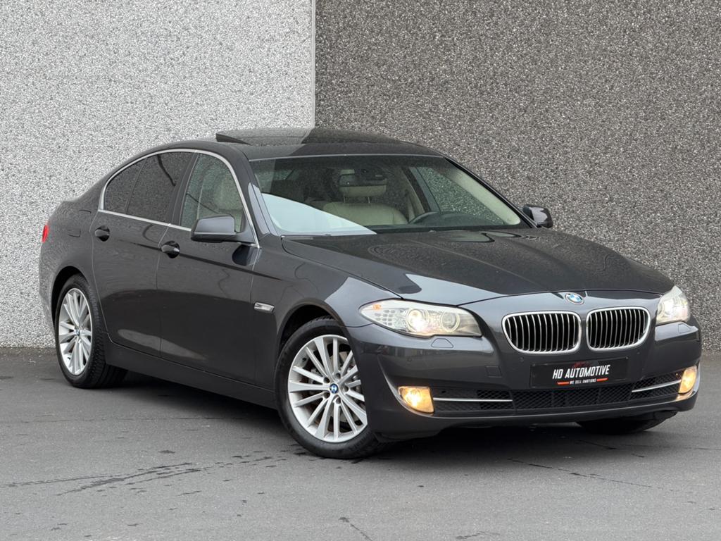 BMW F10 523i *AUTOMATIC* LEDER • GPS • OPENDAK • 1STE EIG., Auto's, Automaat, Achterwielaandrijving, Beige, Parkeersensor