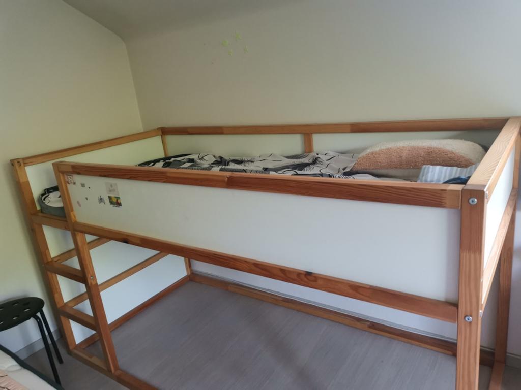 Lit réversible Ikea KURA en très bon état avec matelas., Maison & Meubles, Enlèvement