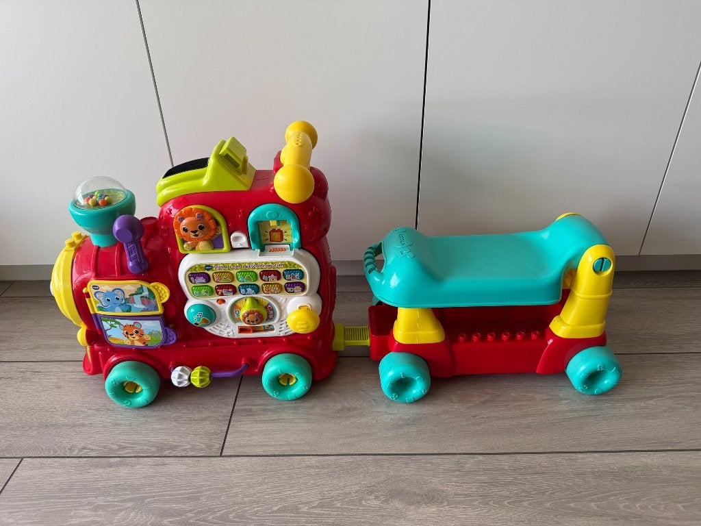 VTech Baby Rijd & Leer Letterlocomotief, Ophalen, Zo goed als nieuw, 2 tot 4 jaar