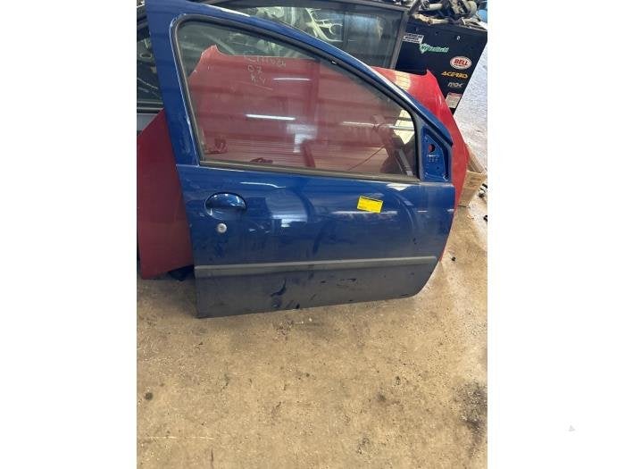 Portière 4portes avant droite d'un Citroen C1, -, 3 mois de garantie, Utilisé, Porte