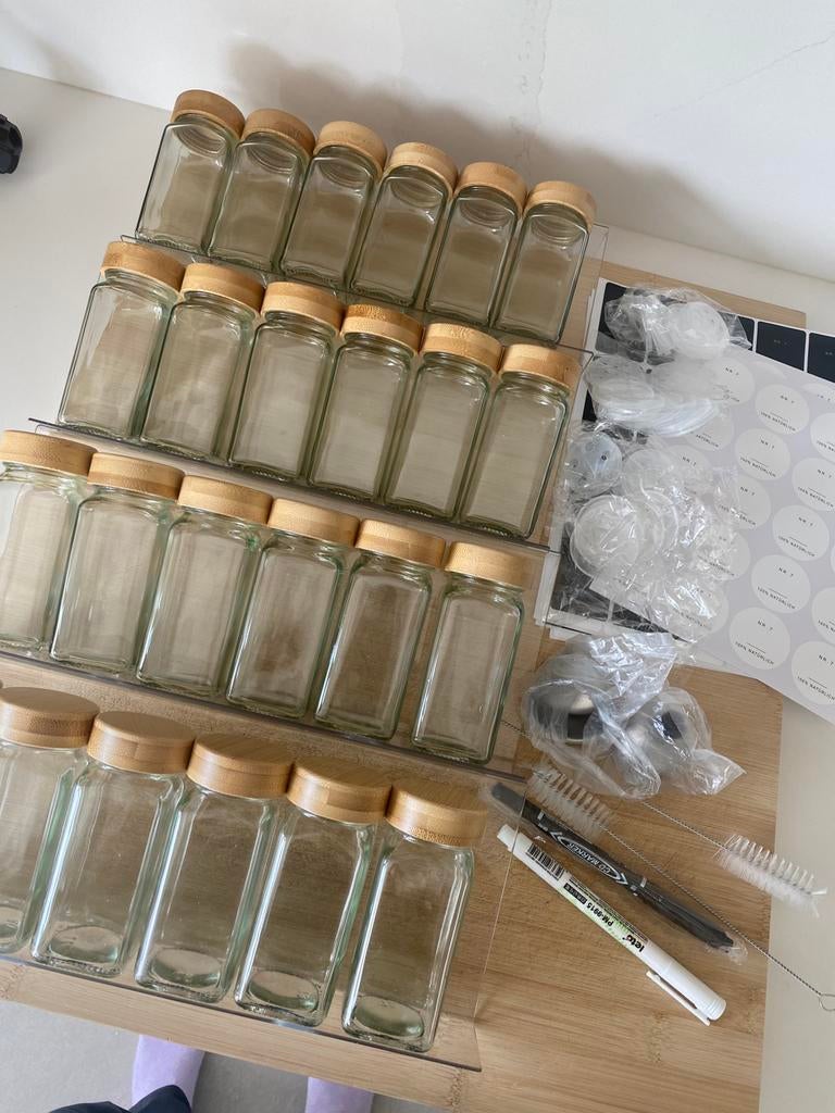 Kruidenpotjes, Huis en Inrichting, Keuken | Keukenbenodigdheden, Ophalen of Verzenden, Zo goed als nieuw, Glas