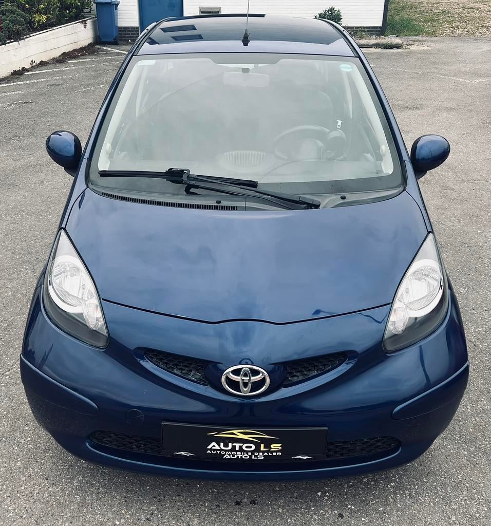 TOYOTA AYGO 1.0 CITY ESSENCE, Achat, Entreprise, Boîte manuelle, Noir