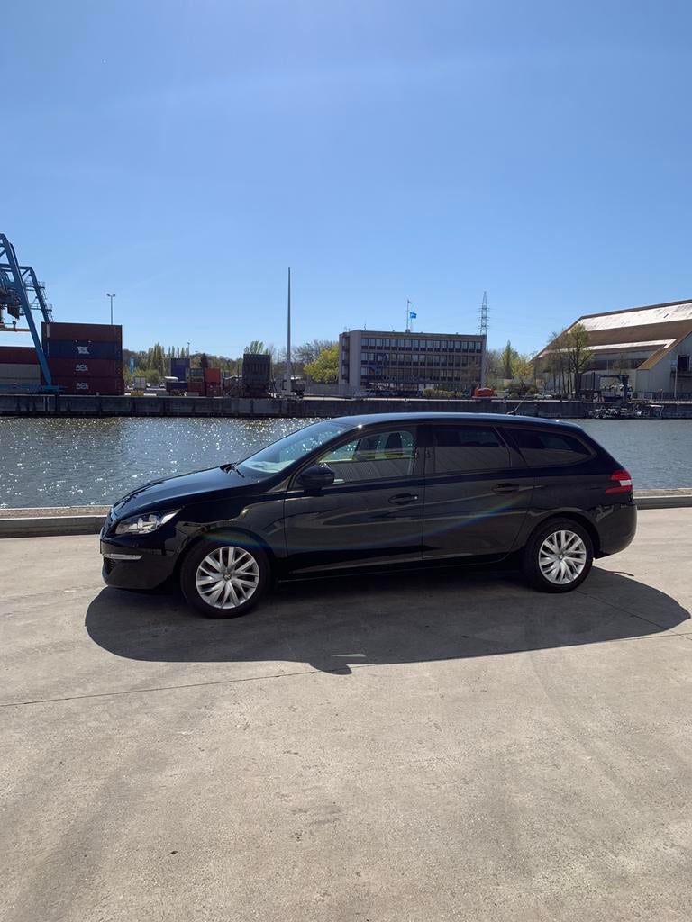 Peugeot - 308 SW - 1.2 e-THP Blue Lease essence 1er propriét, Achat, Euro 6, Entreprise, Boîte manuelle
