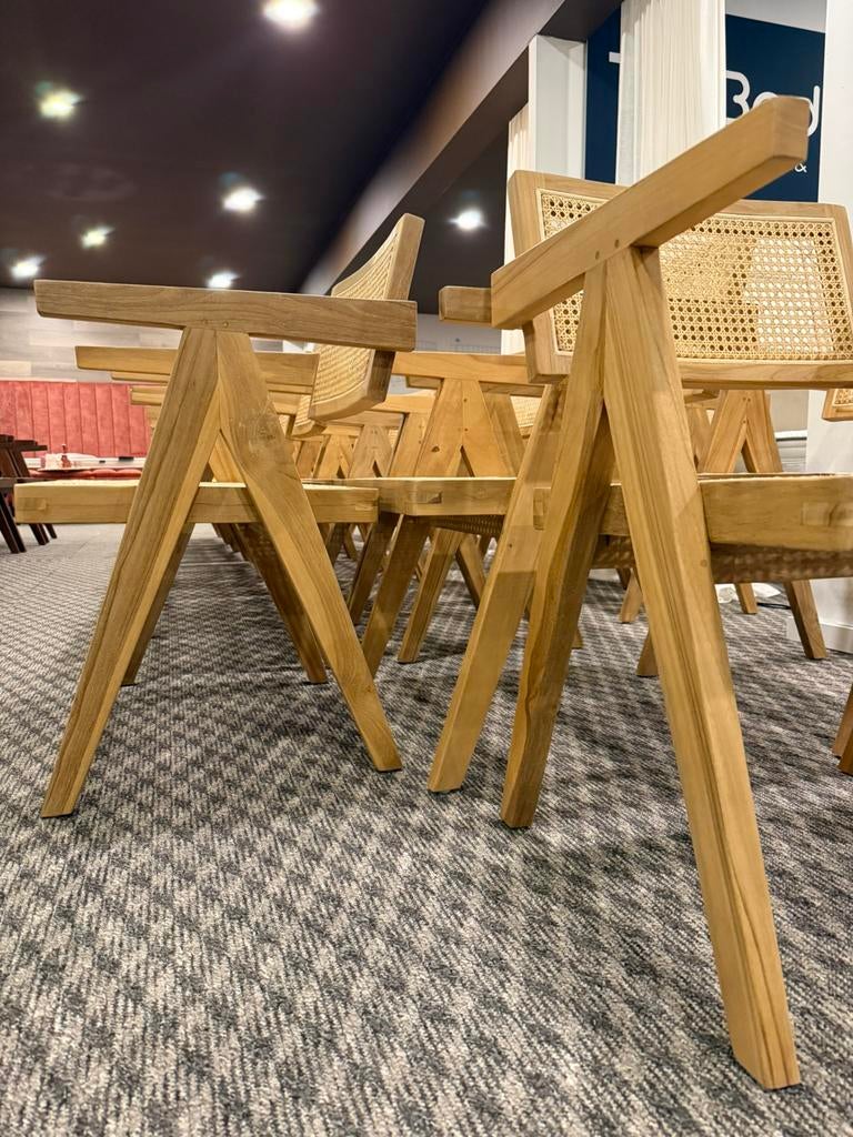 Massief houten stoelen – handgemaakt – €180/stuk, Huis en Inrichting, Ophalen of Verzenden, Nieuw