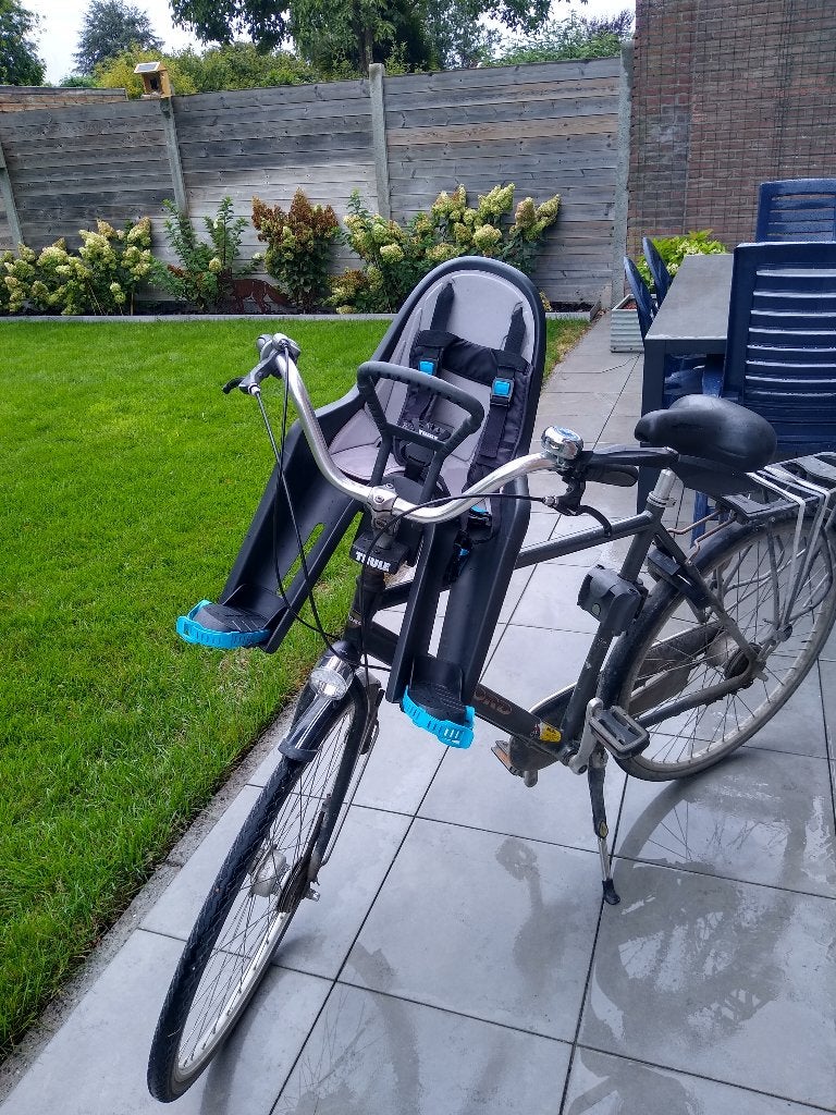 Fietsstoeltje vooraan, Ophalen, Voetsteuntjes, Voorzitje, Zo goed als nieuw